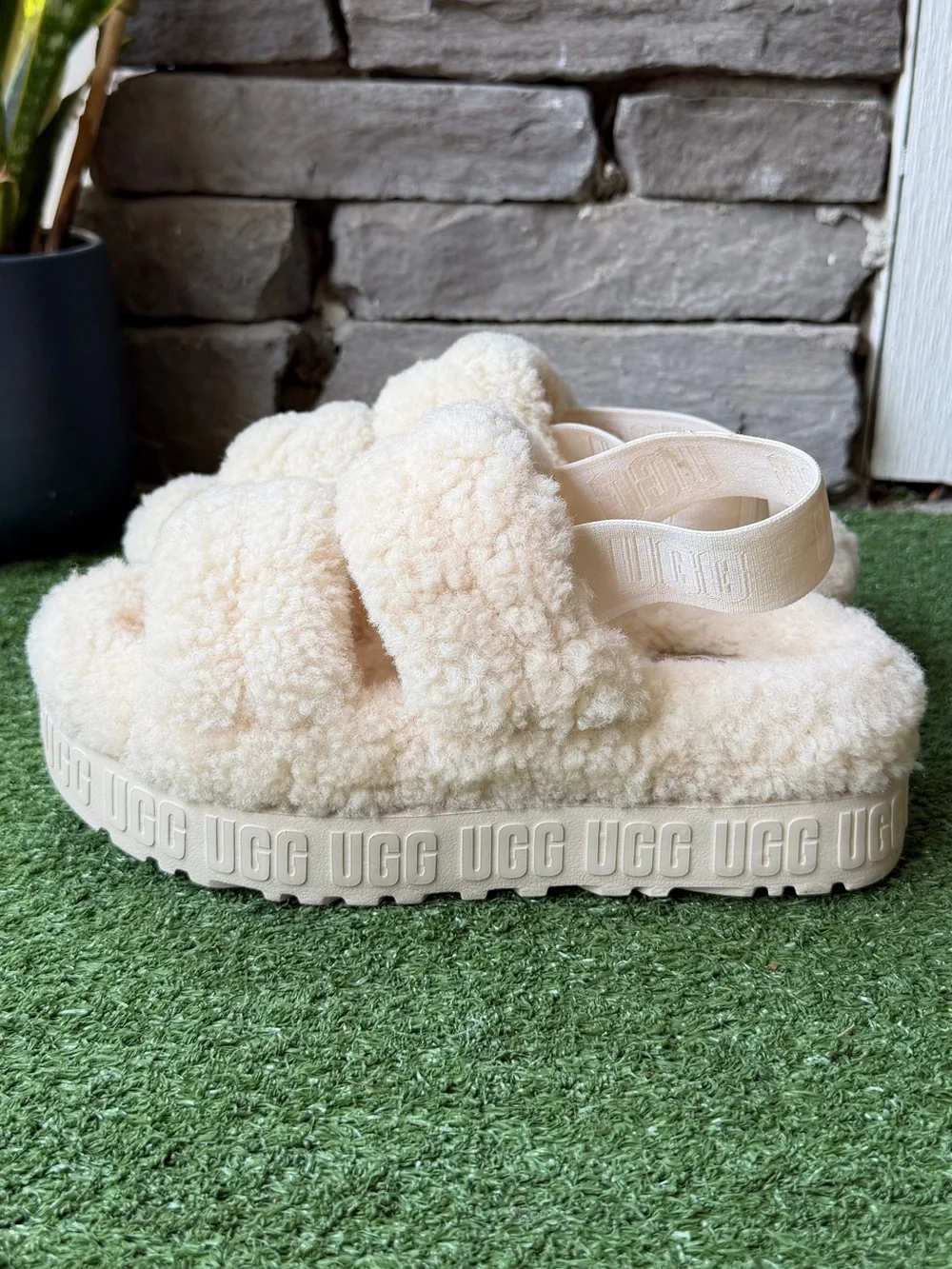 UGG Oh Fluffita Slingback Women’s Platform Sandals